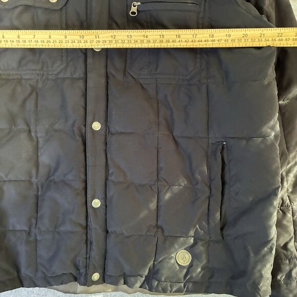 Volcom Black Quilted Winter Jacket Men’s Large – Insulated 600mm Water Resistant - Picture 4 of 9